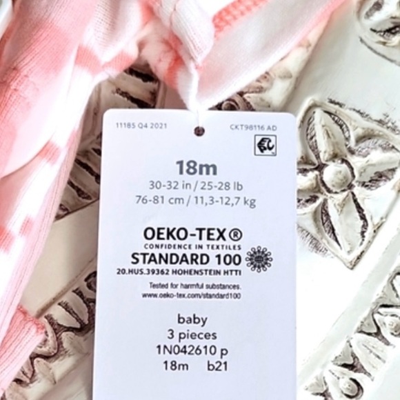 (18m)Carters 3 Pc.Set Baby Girls Onesie, Pants, Sleeveless Romper - Picture 7 of 9